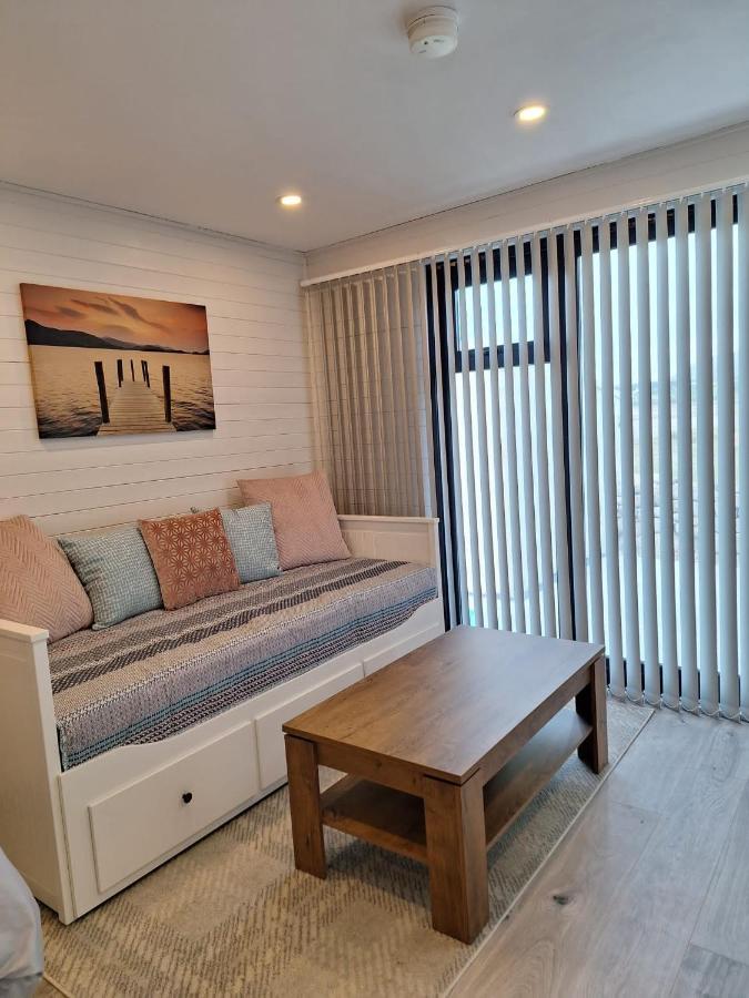 Donegal Luxury Pods Apartment กวีดอร์ ภายนอก รูปภาพ